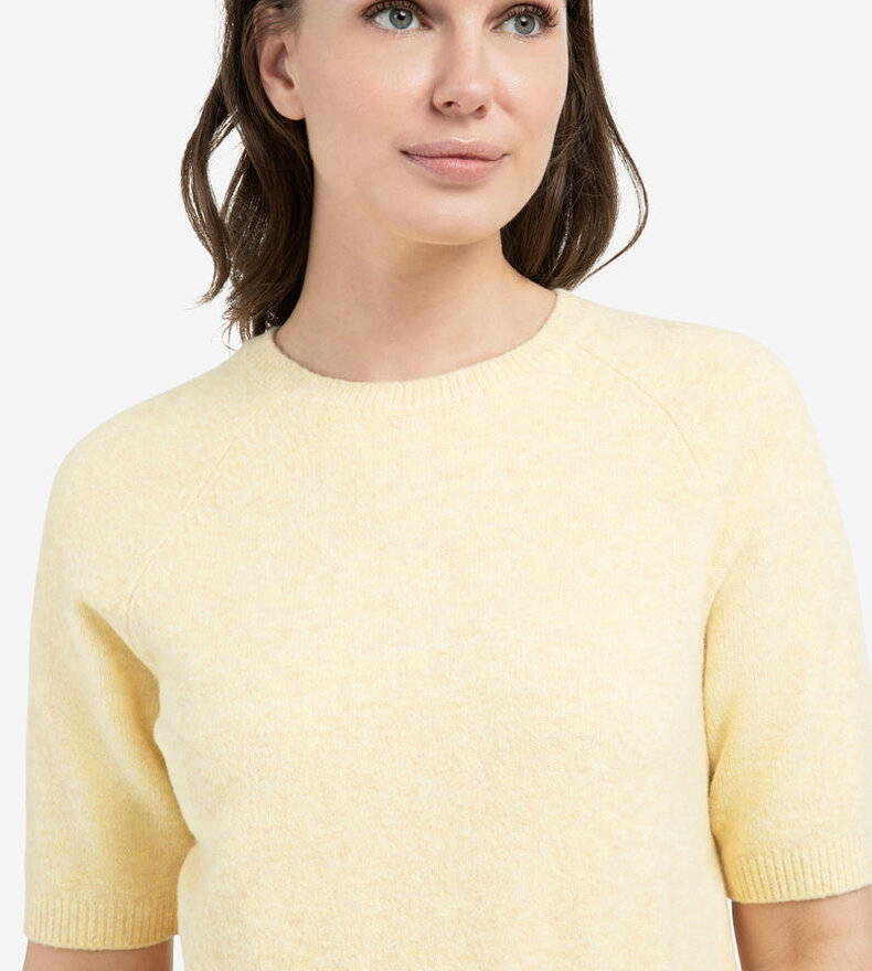 SHORT SLEEVE SWEATER