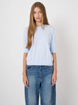 PULL À MANCHES COURTES