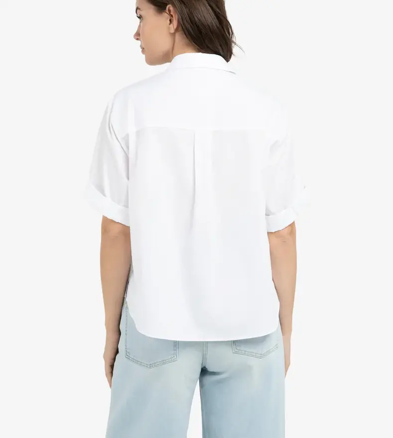 BLOUSE MANCHES COURTES