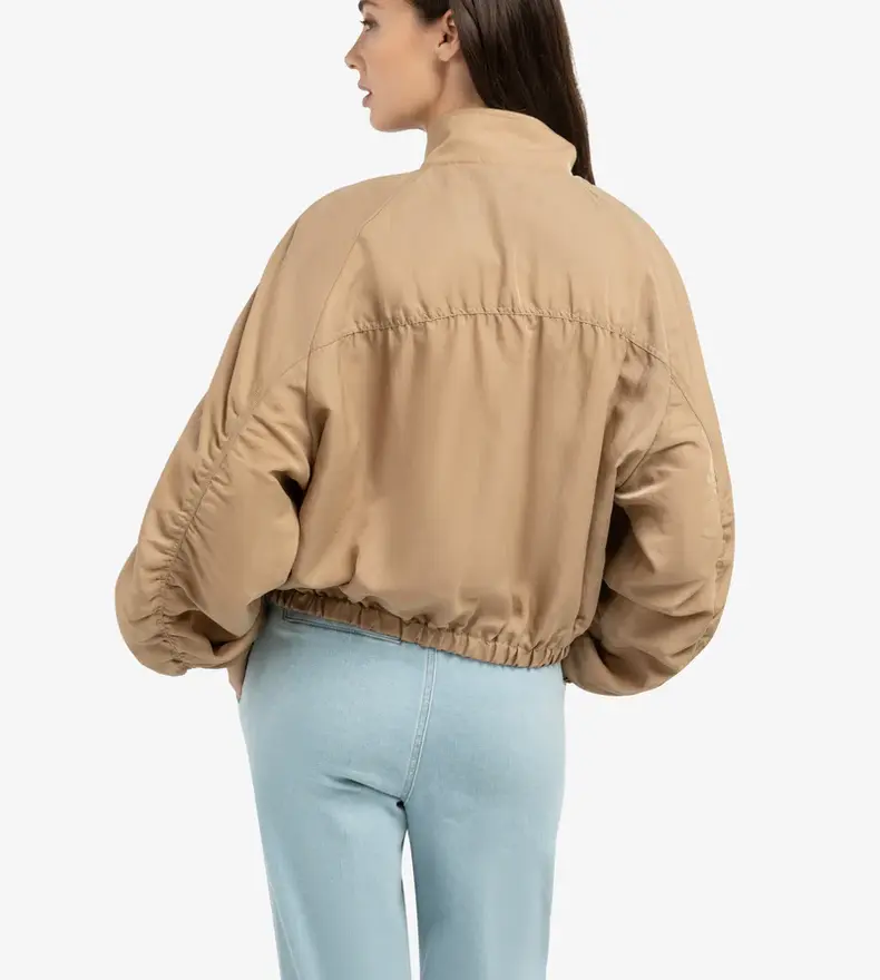 VESTE SURDIMENSIONNÉE