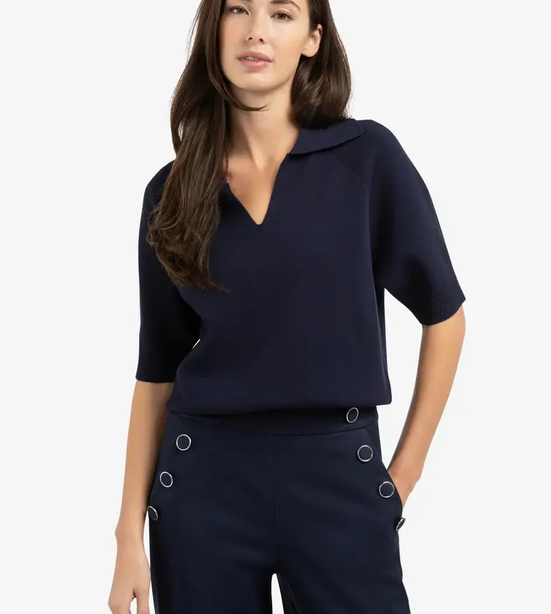 PULL MANCHES COURTES