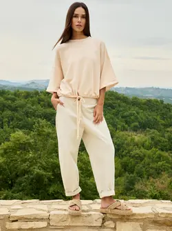 PULL À MANCHES COURTES