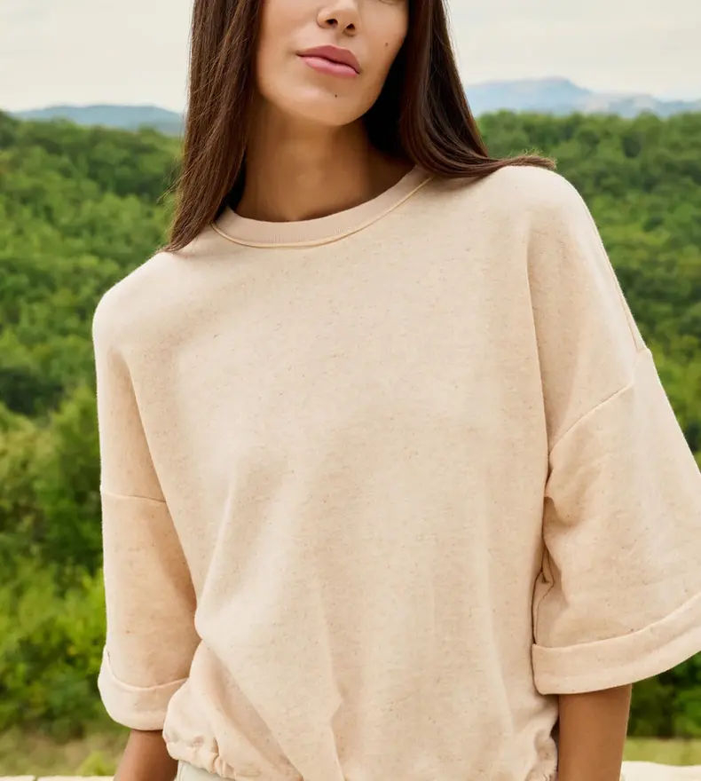 PULL À MANCHES COURTES