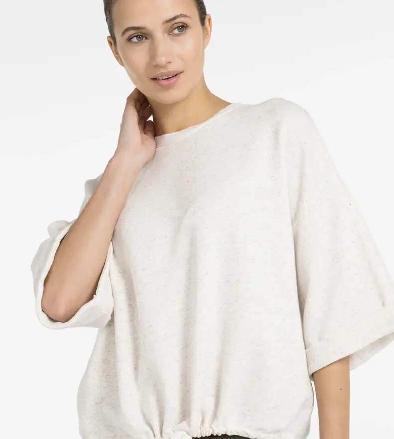 PULL À MANCHES COURTES