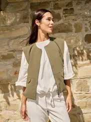 SLEEVELESS JACKET