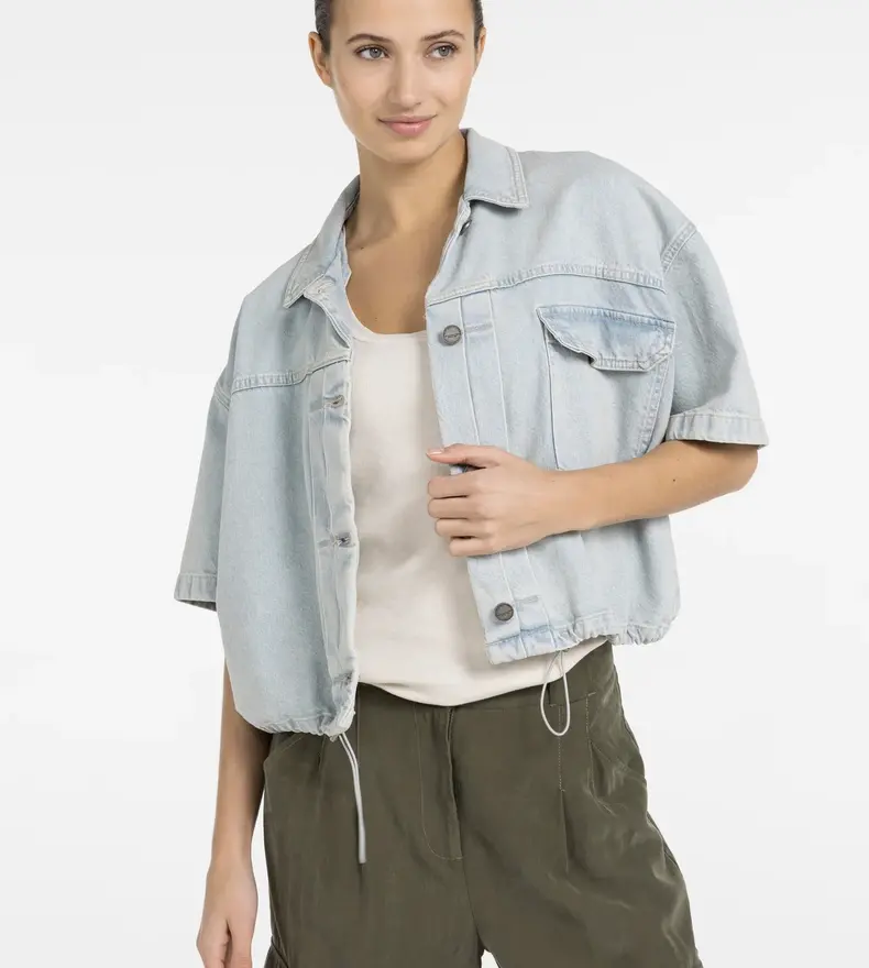 VESTE EN JEAN