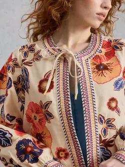 VESTE BRODÉE JOLIE