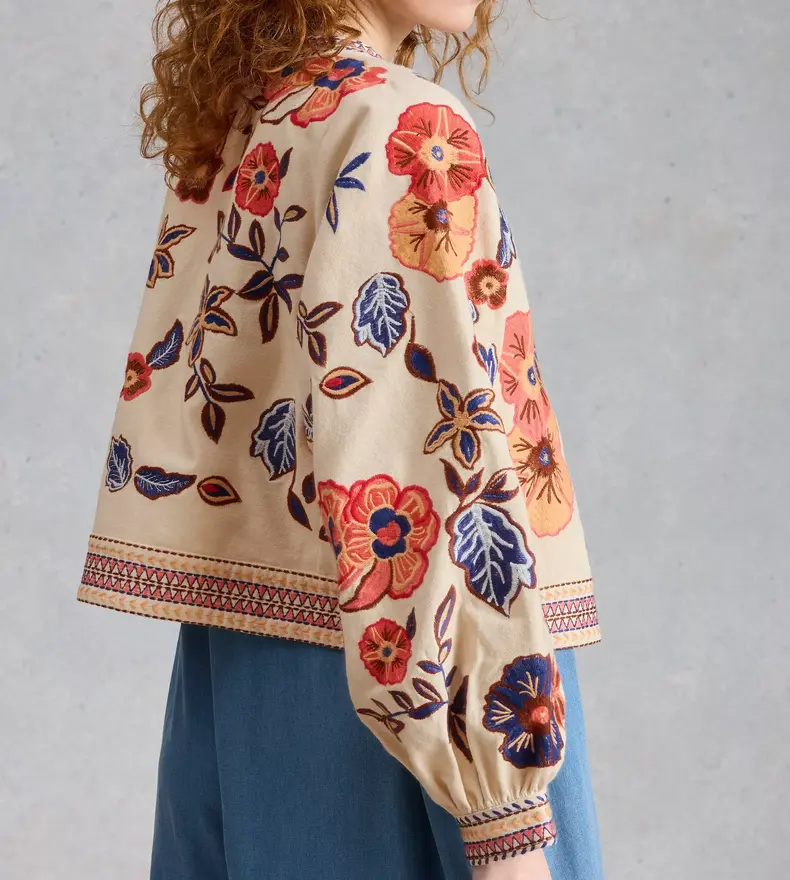 VESTE BRODÉE JOLIE