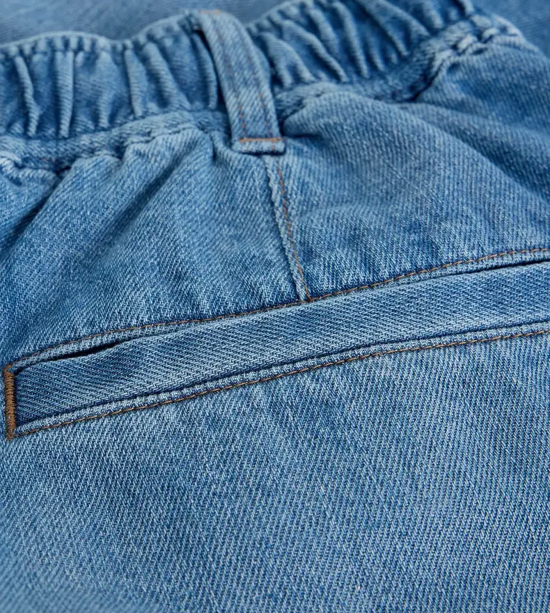 SHORTS EN DENIM