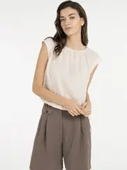 SLEEVLESS BLOUSE
