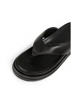 LEATHER SANDAL