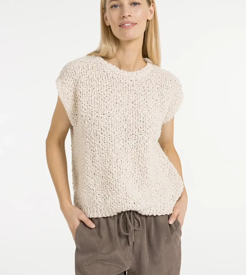 PULL SANS MANCHES TEXTURÉ