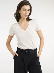 V-NECK T-SHIRT