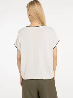 PULL EN MAILLE À MANCHES COURTES