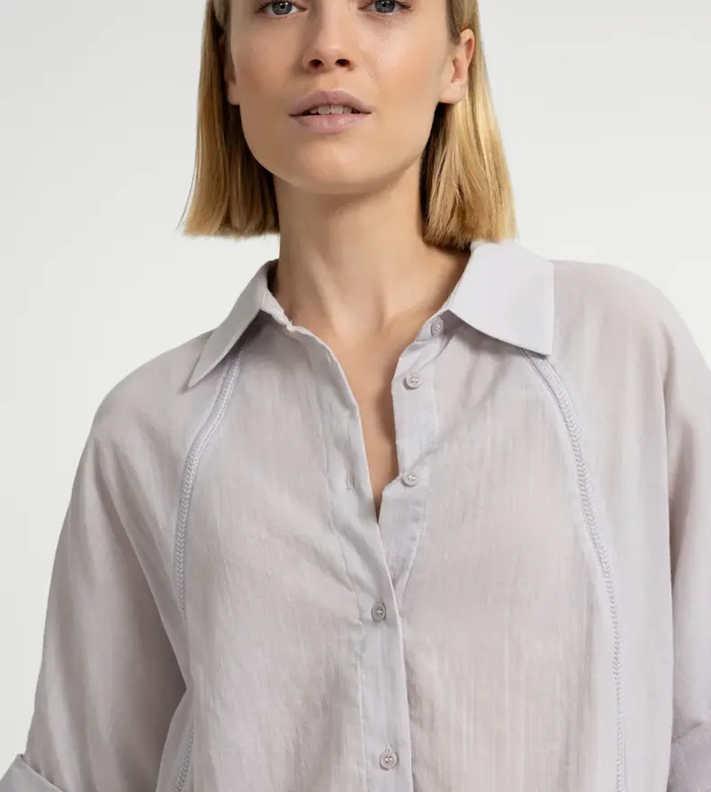 WIDE SLEEVE BLOUSE