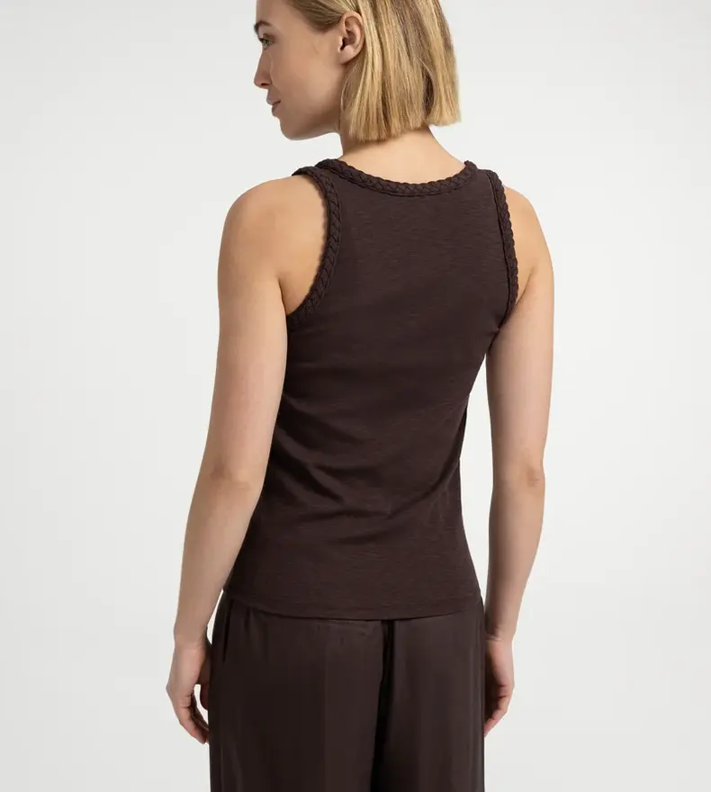 CAMISOLE DÉTAILS TRESSÉS