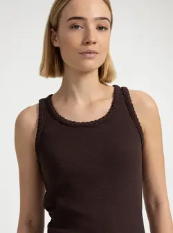 CAMISOLE DÉTAILS TRESSÉS