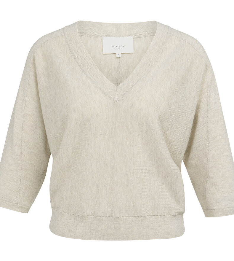 V-KNECK SWEATER