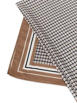 FOULARD CARRÉ EN SATIN