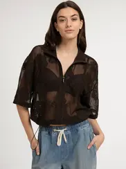 VESTE EN CROCHET