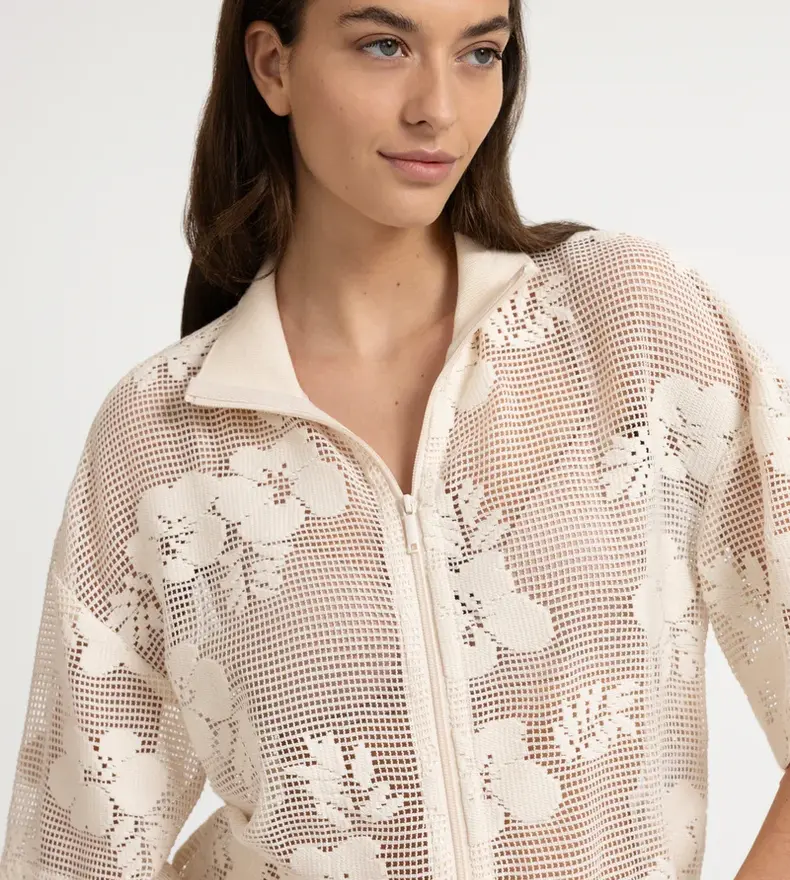 VESTE EN CROCHET