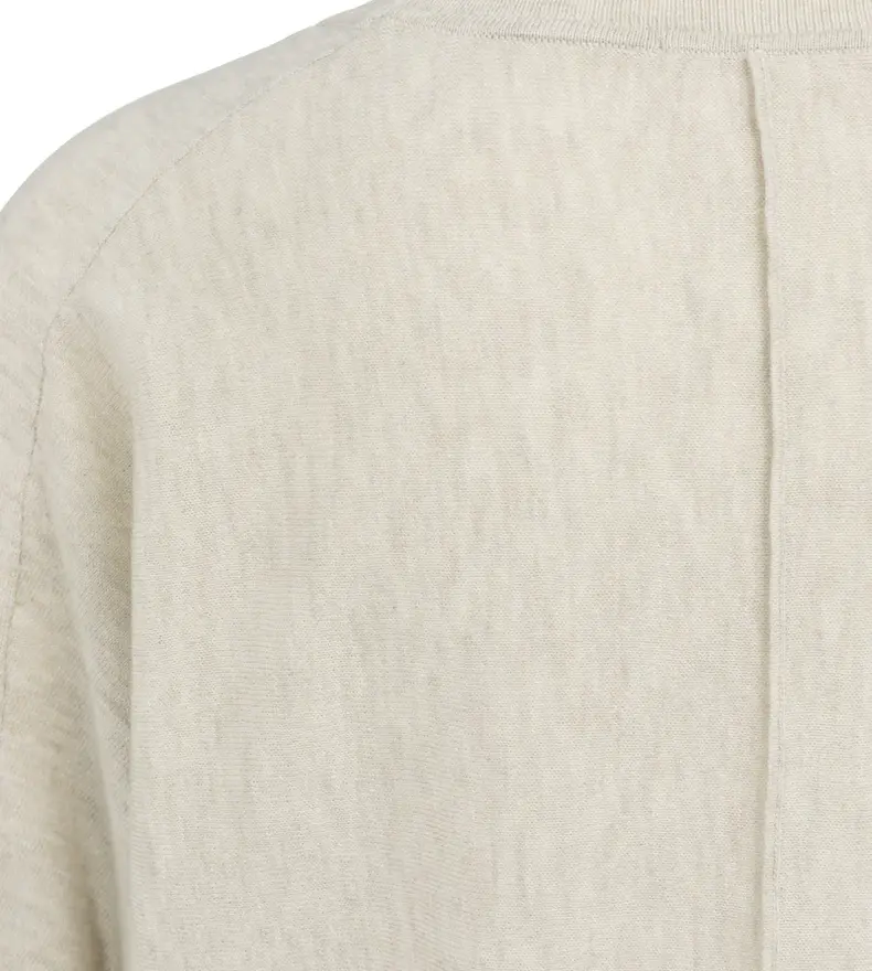 V-KNECK SWEATER