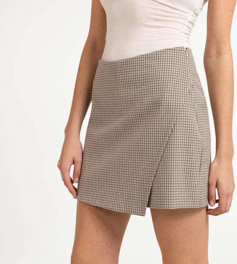 JUPE-SHORT EFFET PORTEFEUILLE