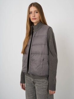 REVERSIBLE VEST