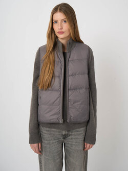 REVERSIBLE VEST