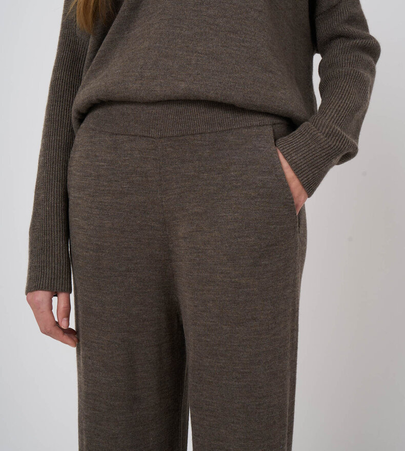 PANTALON EN LAINE DE MÉRINO