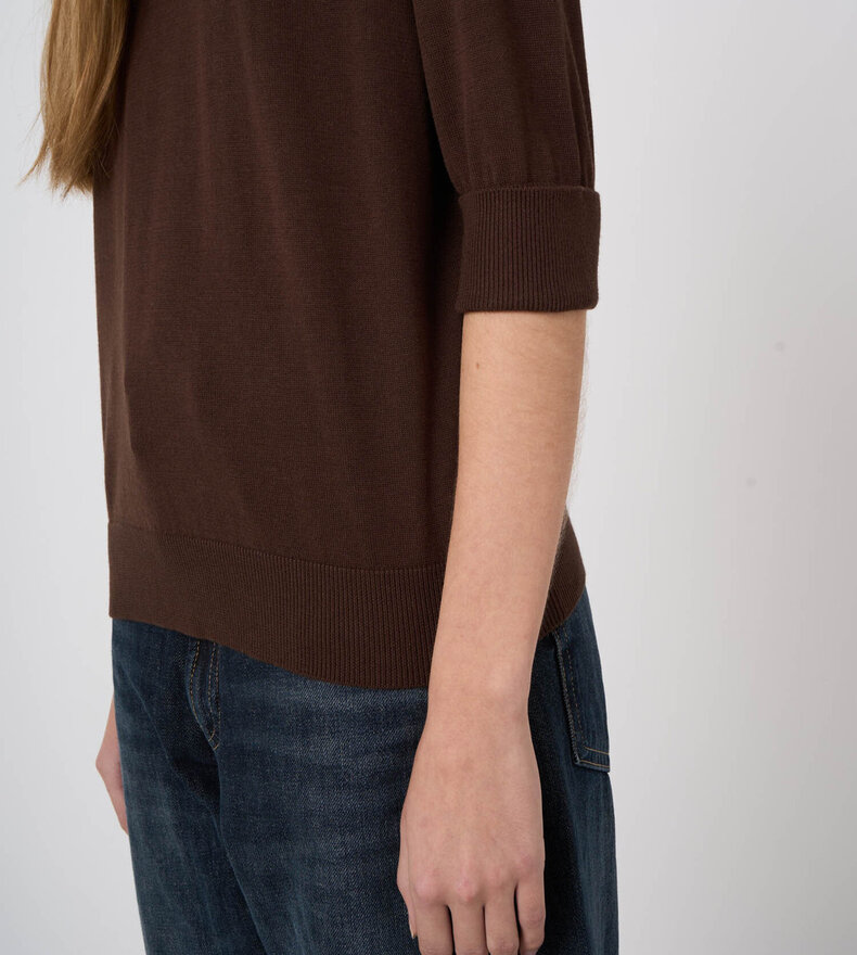 PULL À MANCHES COURTES