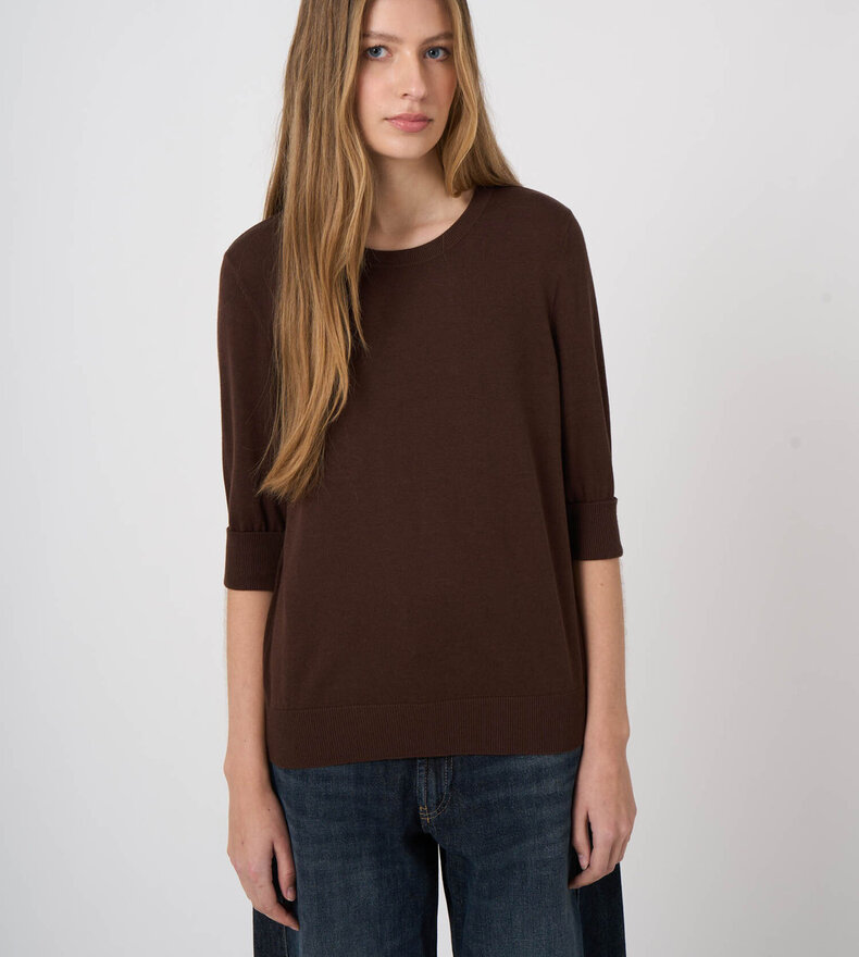 PULL À MANCHES COURTES