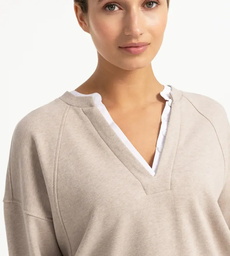 V-NECK SWEATER