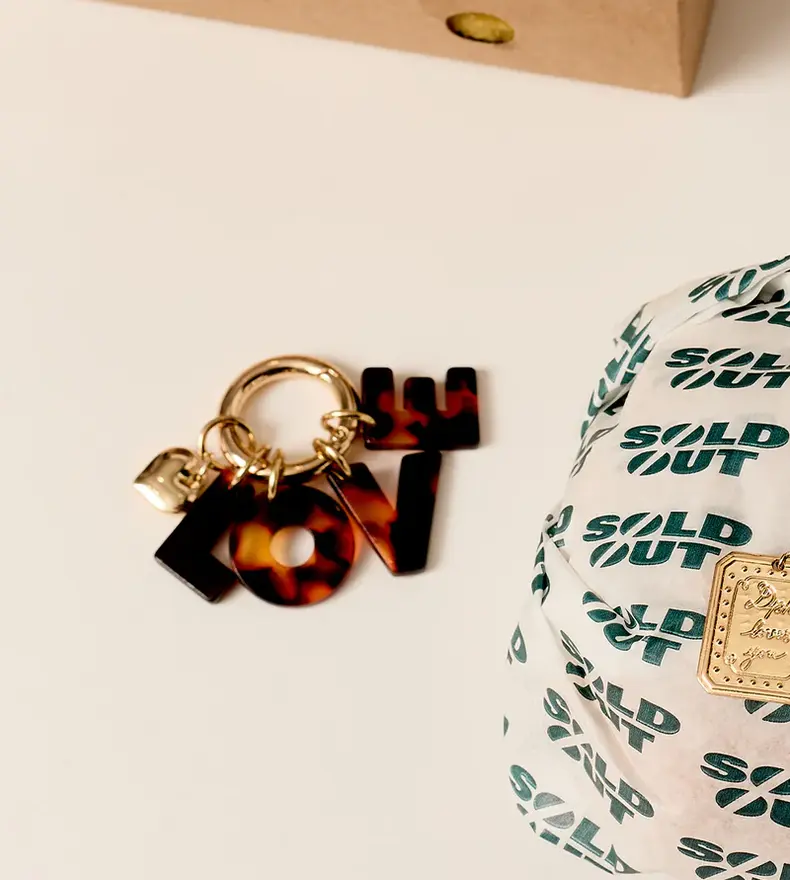 PURPLE KEYCHAIN
