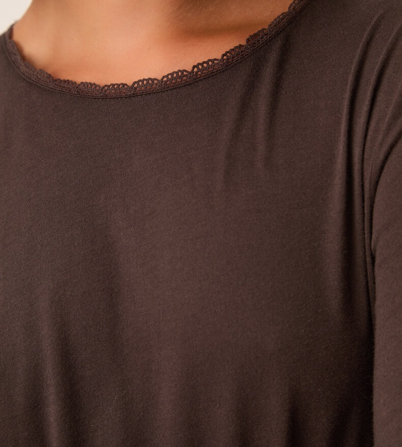 IZELIE T-SHIRT