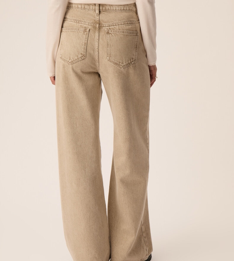 LOUELA JEANS