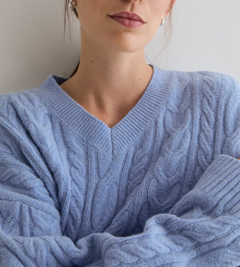 NINA V SWEATER