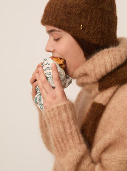 TUQUE ALAN