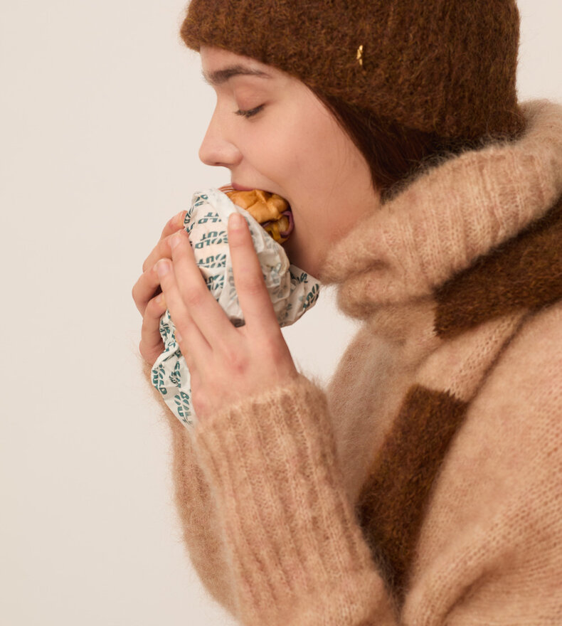 TUQUE ALAN