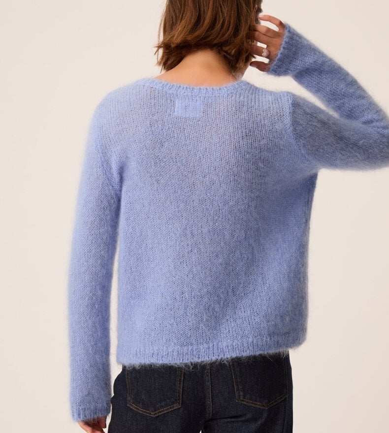 CHOUKY SWEATER