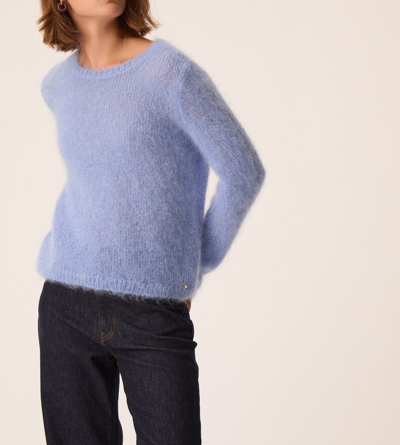 CHOUKY SWEATER