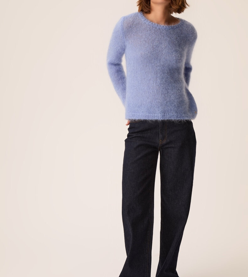 CHOUKY SWEATER