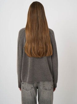 MOCK NECK SWEATER