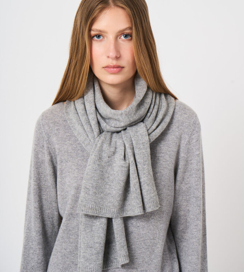 CASHMERE SCARF