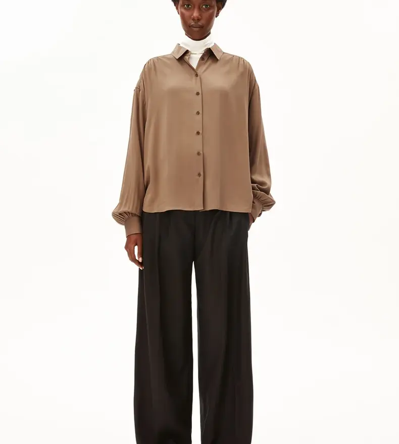 EFINARAA ECOVERO BLOUSE