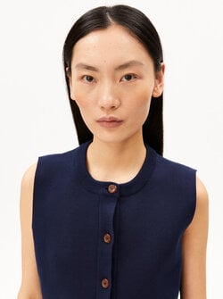 COMPACT CREW KNIT VEST