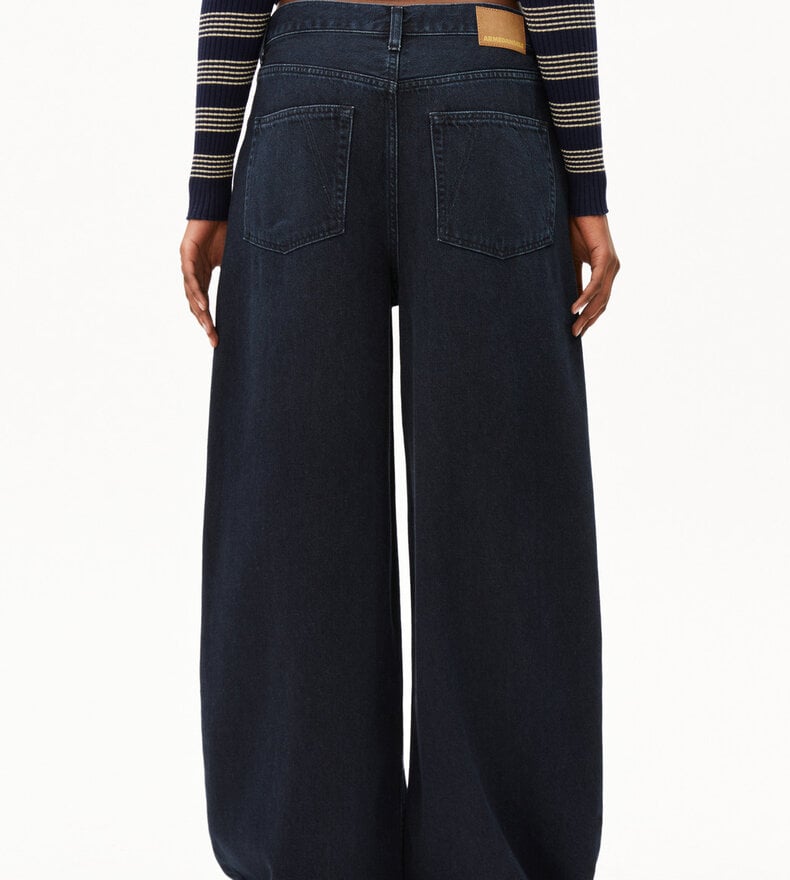 AALTHEA BARREL JEAN