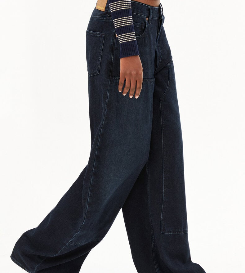 AALTHEA BARREL JEAN
