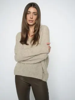 MMTHORA V-NECK KNIT