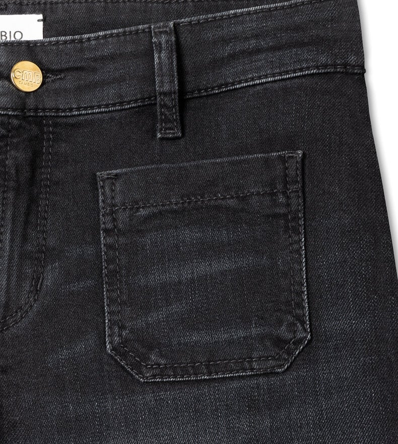 AMARA JEANS